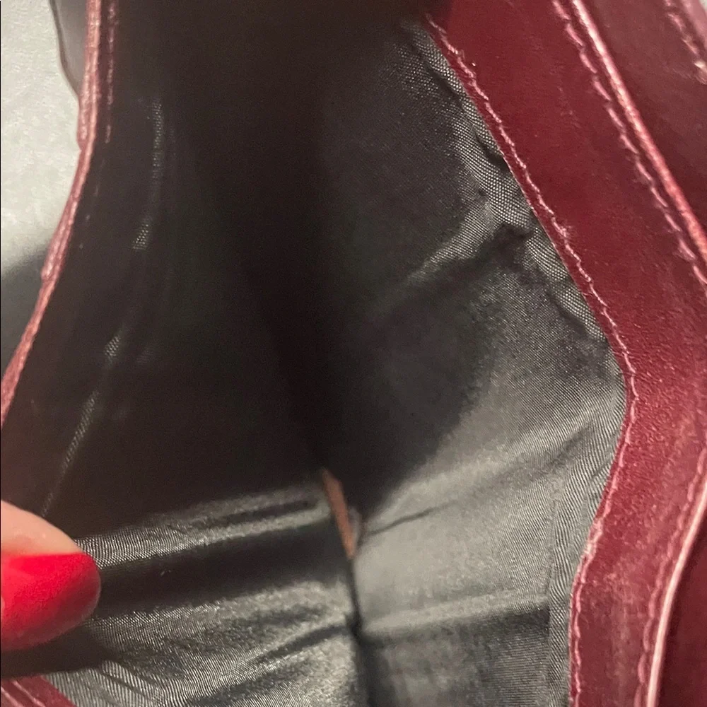 Gucci Maroon Leather Card Holder